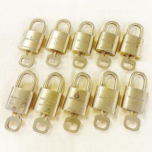 Authentic LOUIS VUITTON LV 10 SET PADLOCK CADENA KEY BAG CHARM GOLD